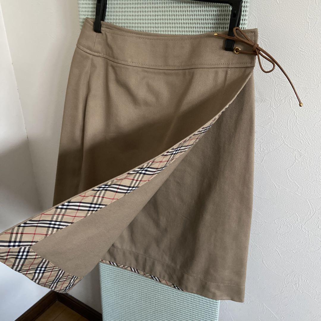 Burberry ラップスカート