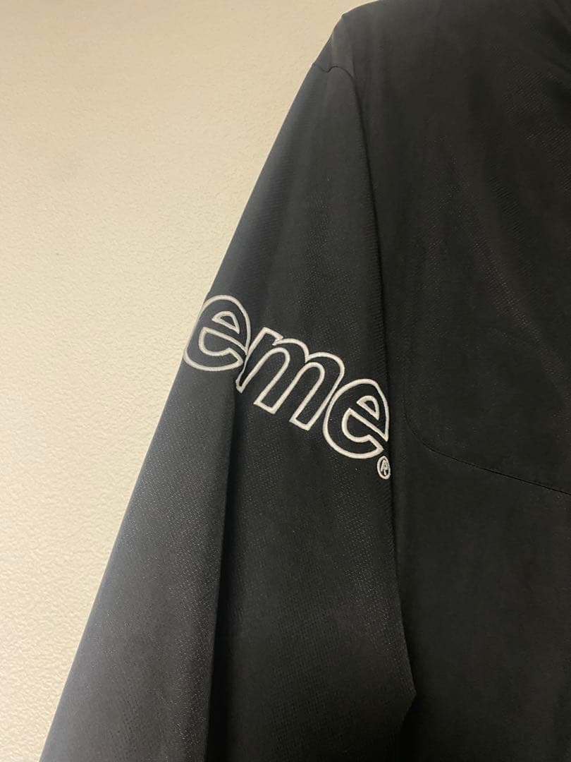 【超希少】17ss supreme LACOSTE ナイロンジャケット 【超希少】17ss supreme LACOSTE ナイロンジャケット