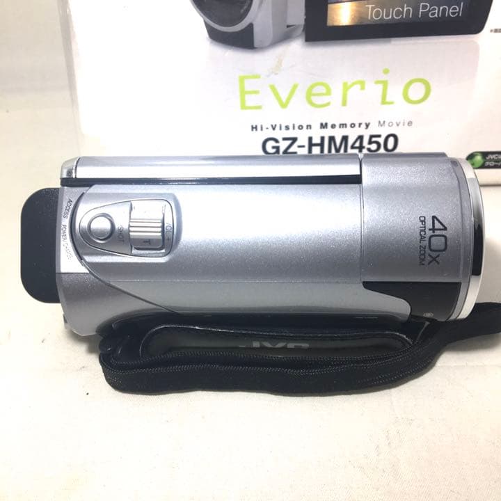 たっぷり撮影☆光学40倍☆明るく撮れる☆エブリオ ビデオカメラ