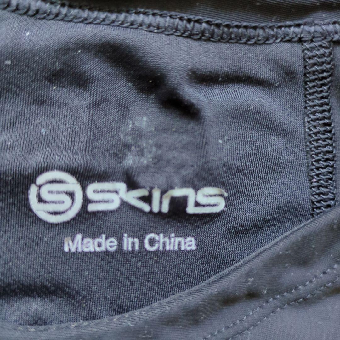skins　A200　上下
