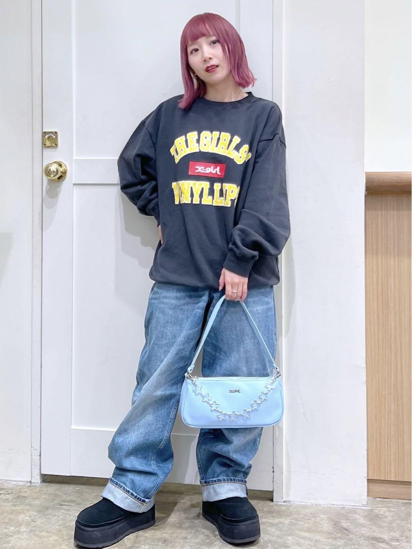 ロゴ入りスウェット トレーナー