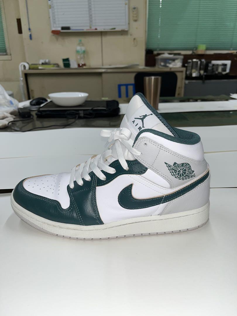 Nike Air Jordan 1 ホワイト/グリーン ハイカットスニーカー