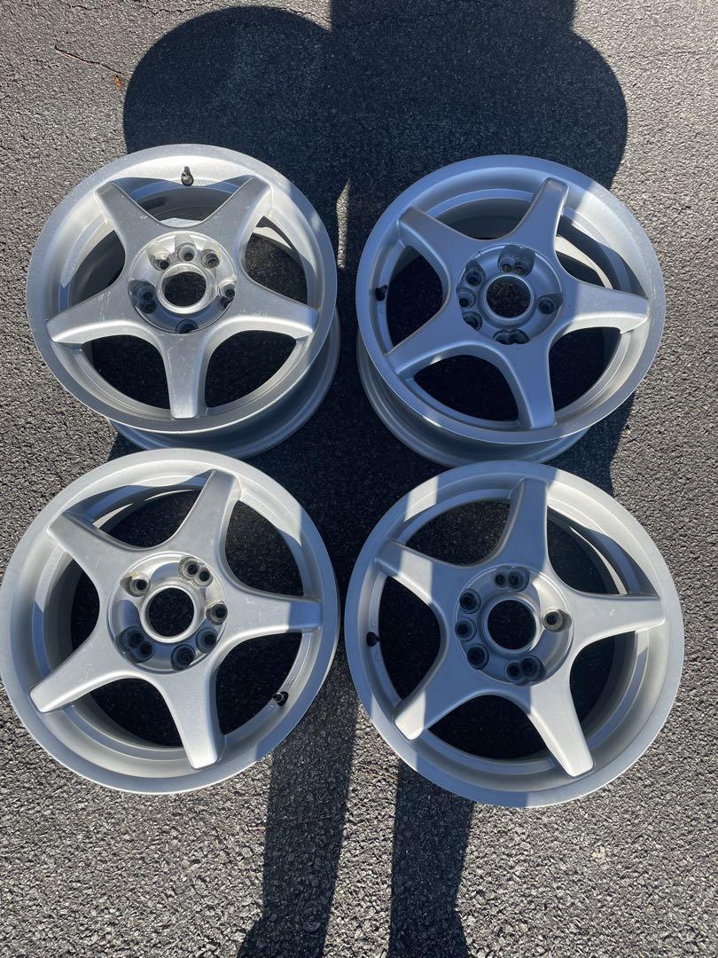 15インチ　6.5j ホイール