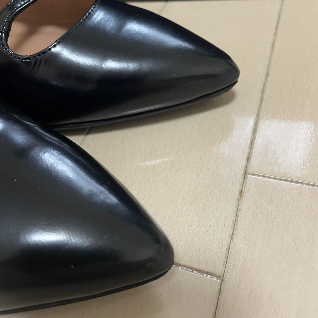 【美品】インターショシュール ベルテッドフラットパンプス 39