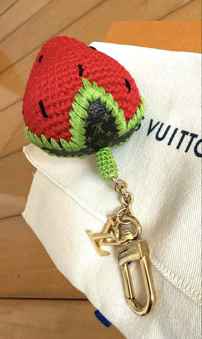 新品未使用♪ルイヴィトン♪バッグチャーム・ベリーリシャス