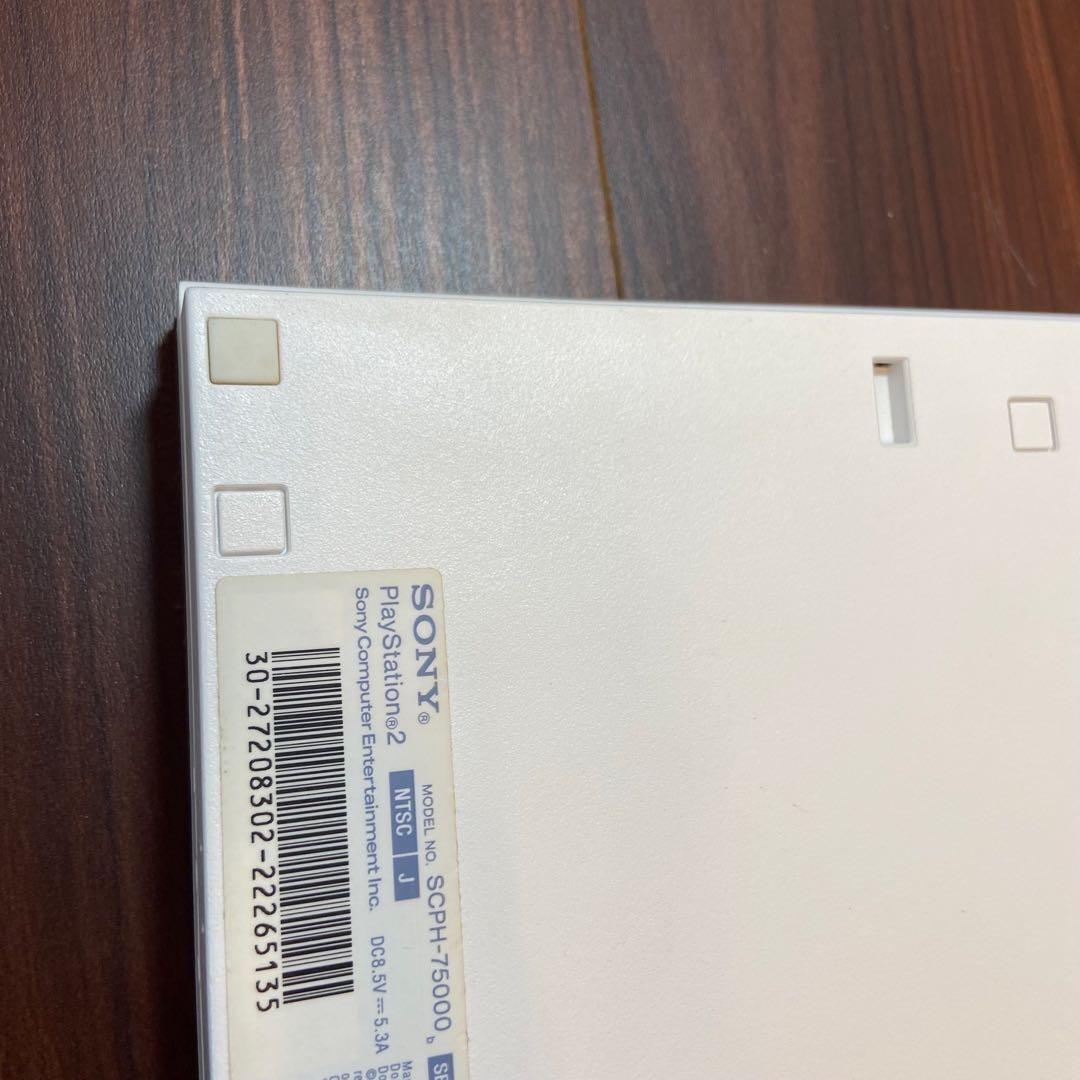 PS2 本体 SCPH75000 セラミックホワイト 2228 PS2 本体 SCPH75000 セラミックホワイト 2228