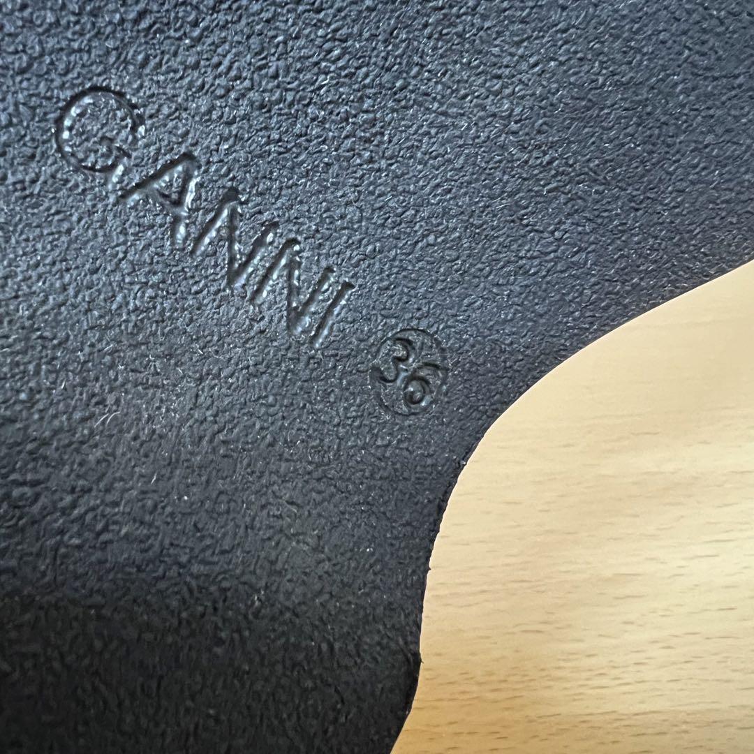 新品未使用✨ガニー GANNI ウッドソール サンダル ミュール スタッズ 36 新品未使用✨ガニー GANNI ウッドソール サンダル ミュール
