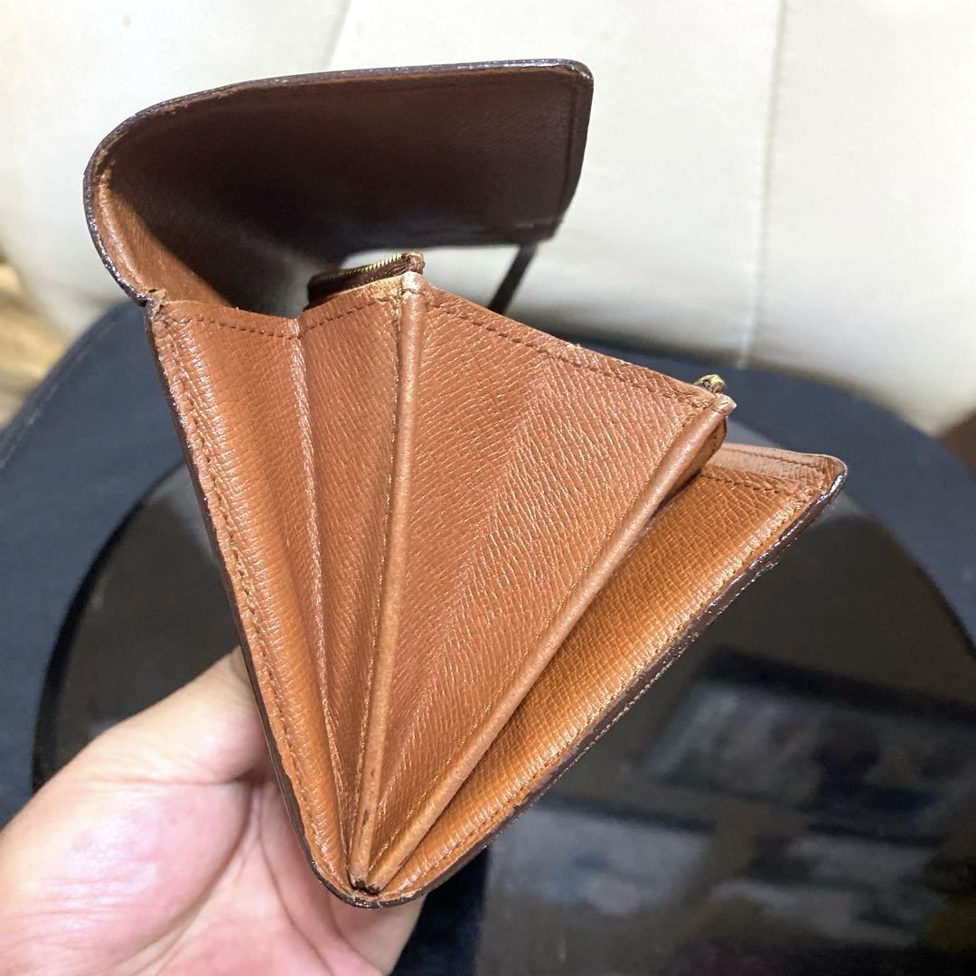 ⑦☆良品☆カード2枚タイプ♪サラ長財布