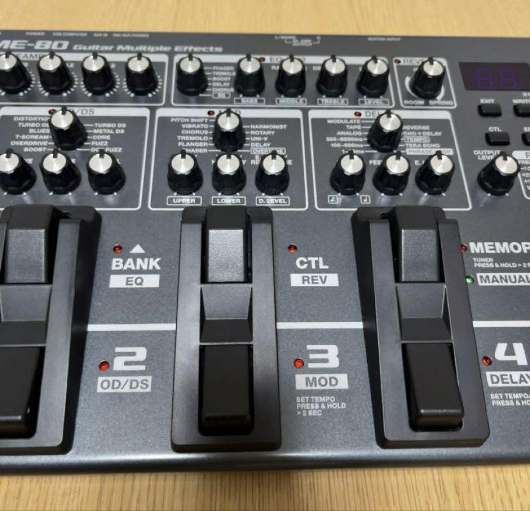 BOSS ME-80 マルチエフェクター美品エフェクターケース付属