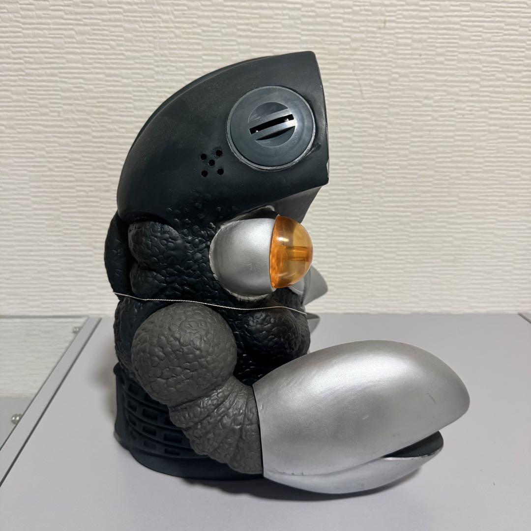 バルタン星人　貯金箱　未使用　動作未確認 バルタン星人 貯金箱 未使用 動作未確認 - メルカリ