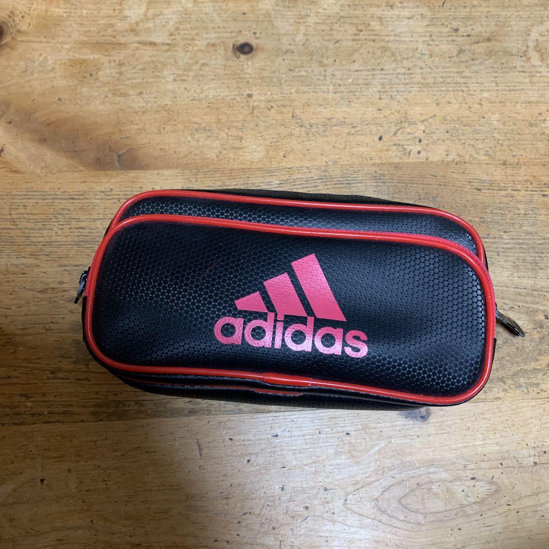アディダス adidas ペンケース