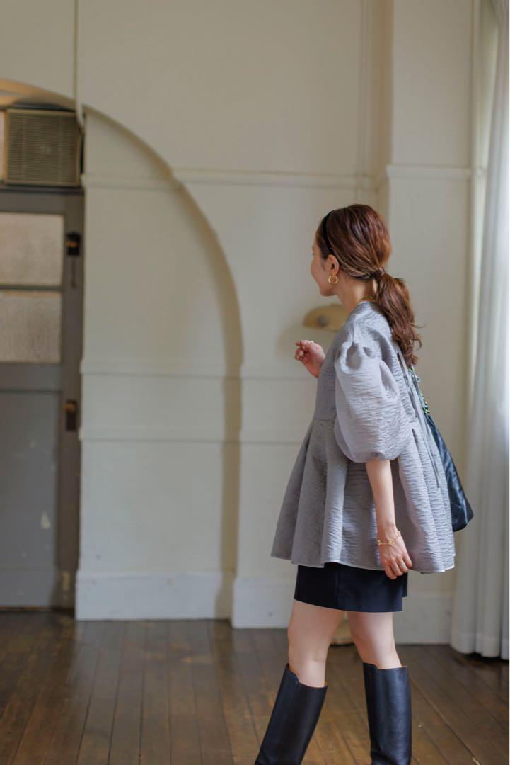 Bluelea Silky Jacquard Blouse グレー新品未使用