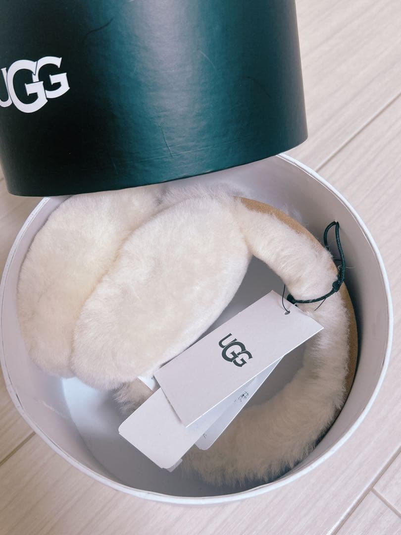【新品未使用】正規品 UGG イヤーマフ イヤマフ 2025年 【新品未使用】正規品 UGG イヤーマフ イヤマフ 2025年