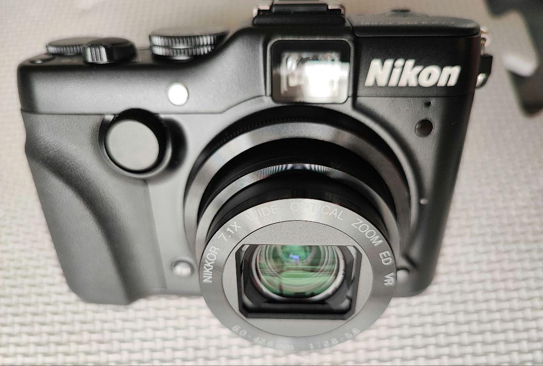 Nikon COOLPIX P7100 本体 + 付属品
