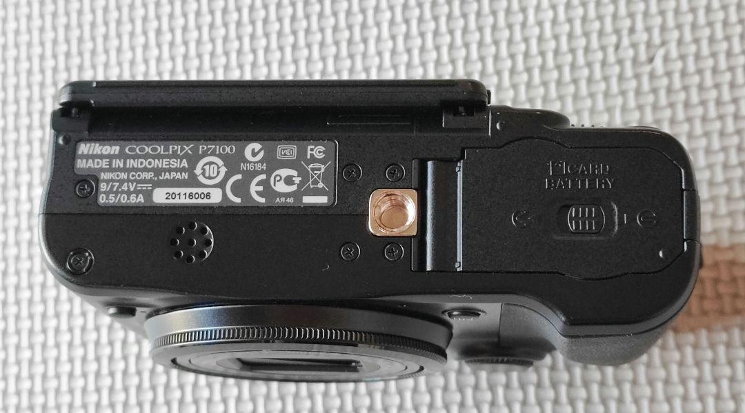 Nikon COOLPIX P7100 本体 + 付属品