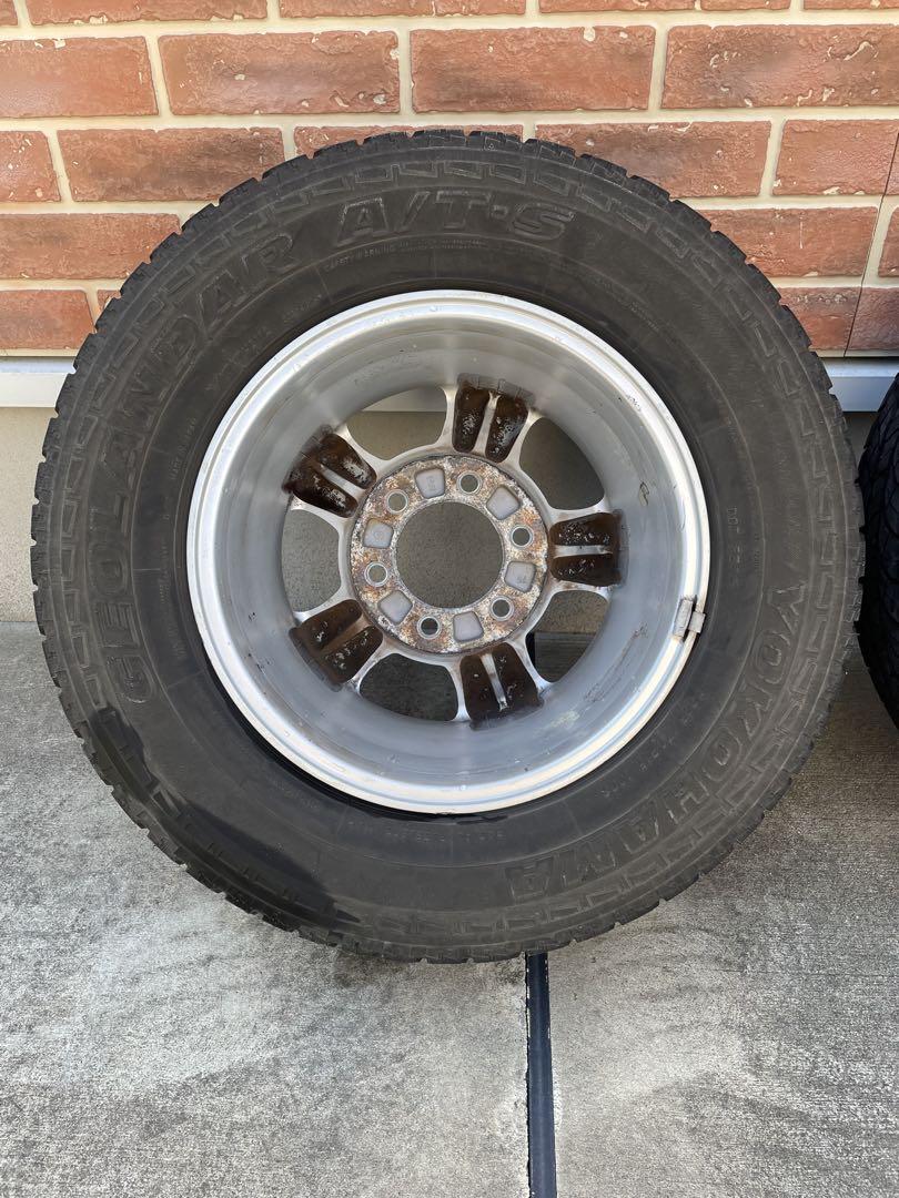 YOKOHAMA GEOLANDAR A/T-S＋日産純正ホイール　中古品