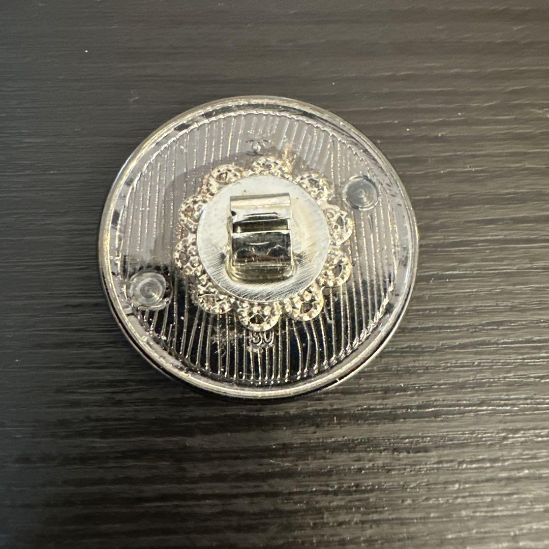 ヴィンテージシャネル CCロゴ チャーム Chanel CCロゴチャーム ヴィンテージボタン黒 約2.5センチ