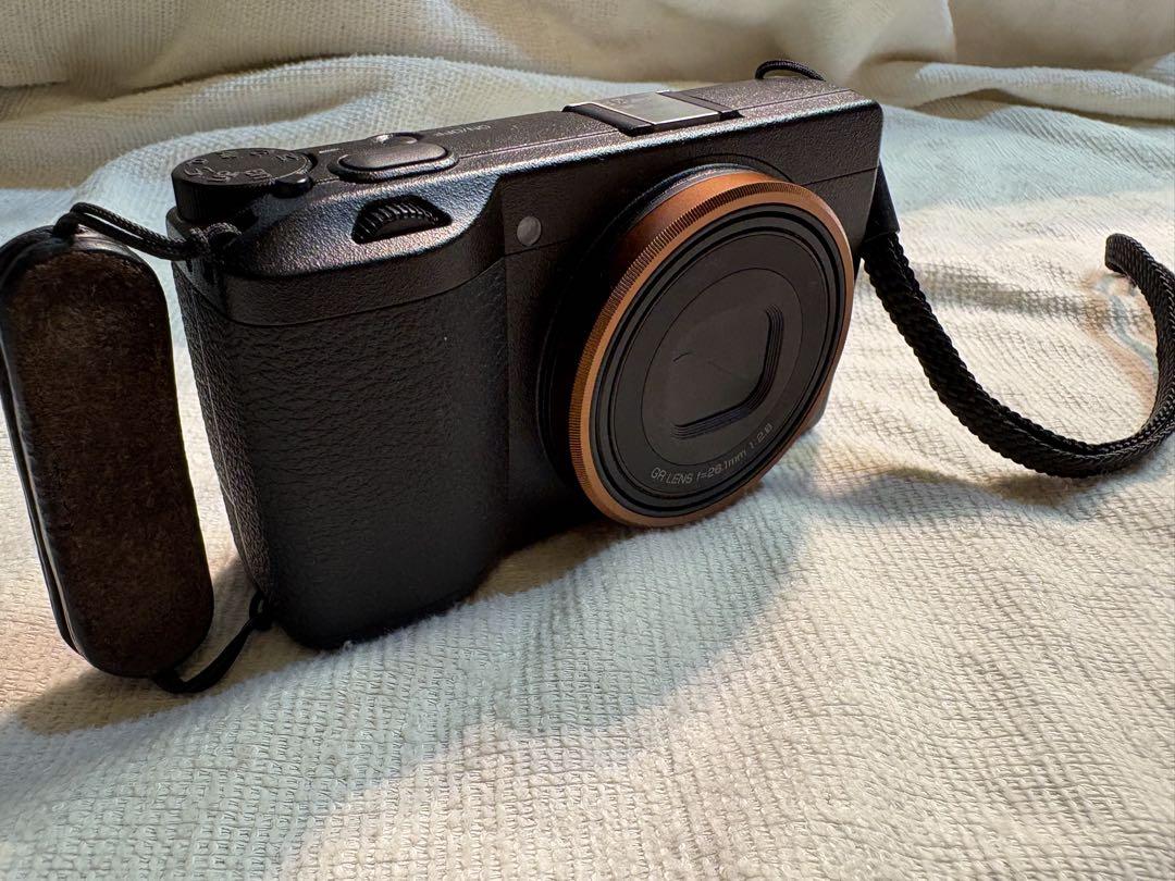 美品 GRⅢx リコー　シャッター数300枚 美品 GRⅢx リコー シャッター数300枚