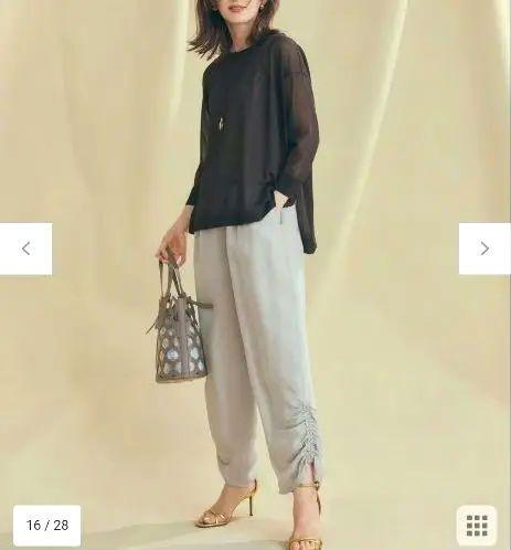 今期【洗える】シャイニーシアー ボートネック ニット