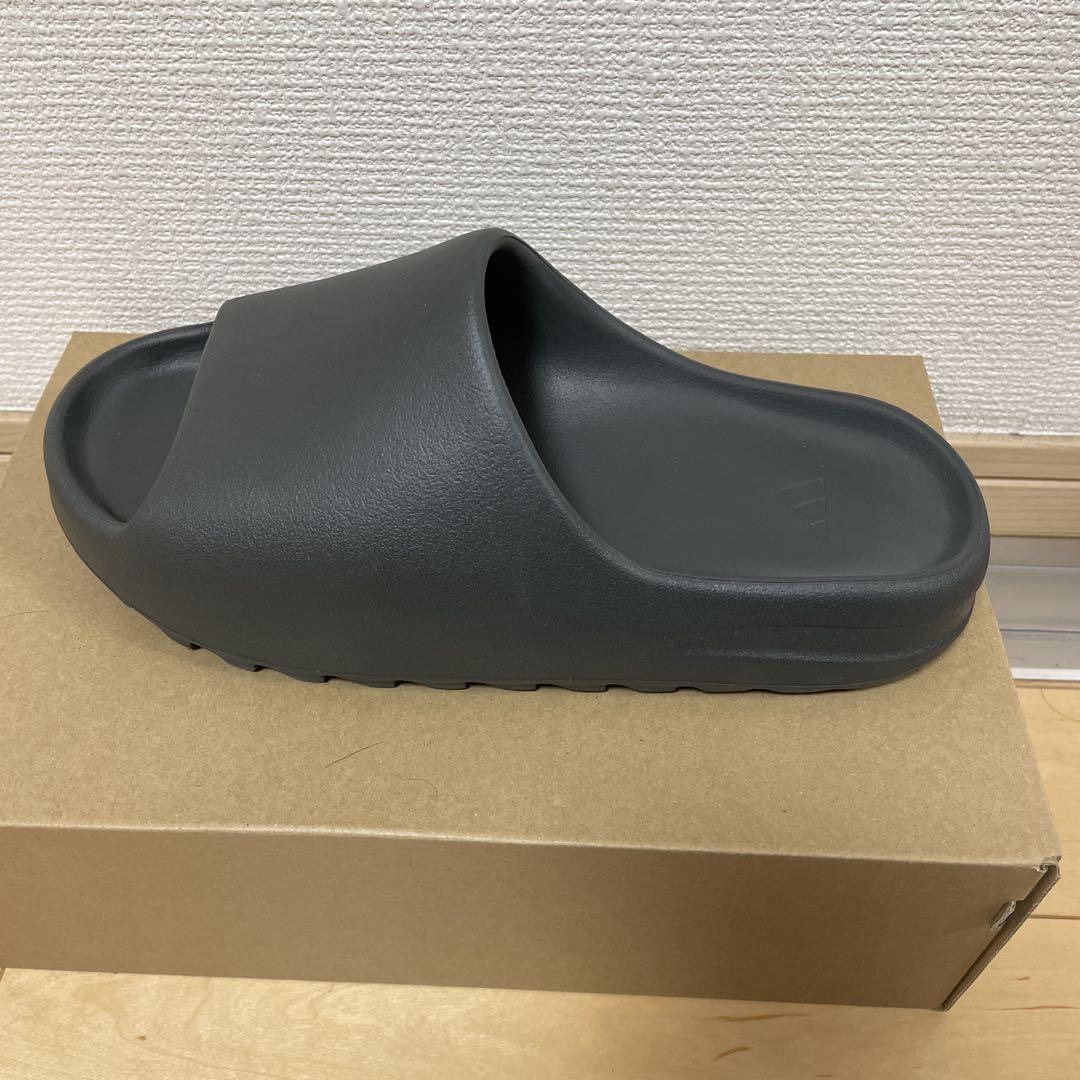 adidas YEEZY Slide \"Dark Onyx\" イージースライド