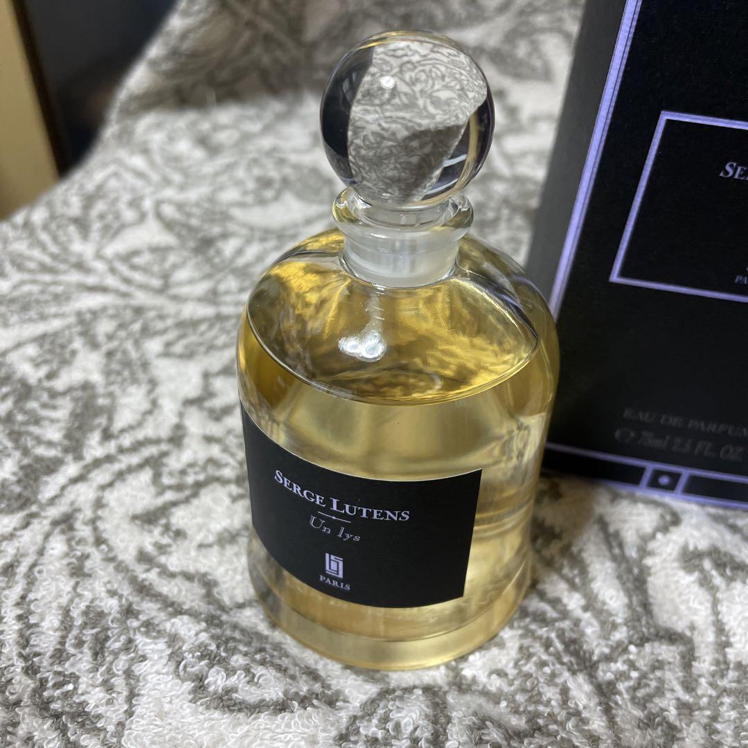 Serge Lutens Un Lys(一輪のユリ)75ml オードパルファム