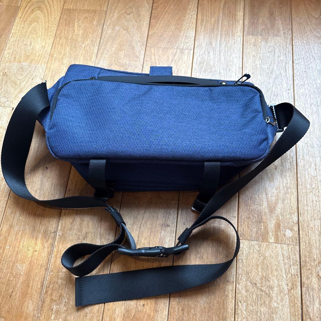 NIID R1-Pro オリガミ・ネイビー NIID R1-Pro オリガミ・ネイビー