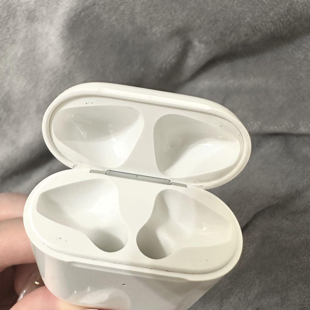 Apple国内正規品】 AirPods（第2世代）右耳 左耳 充電ケース