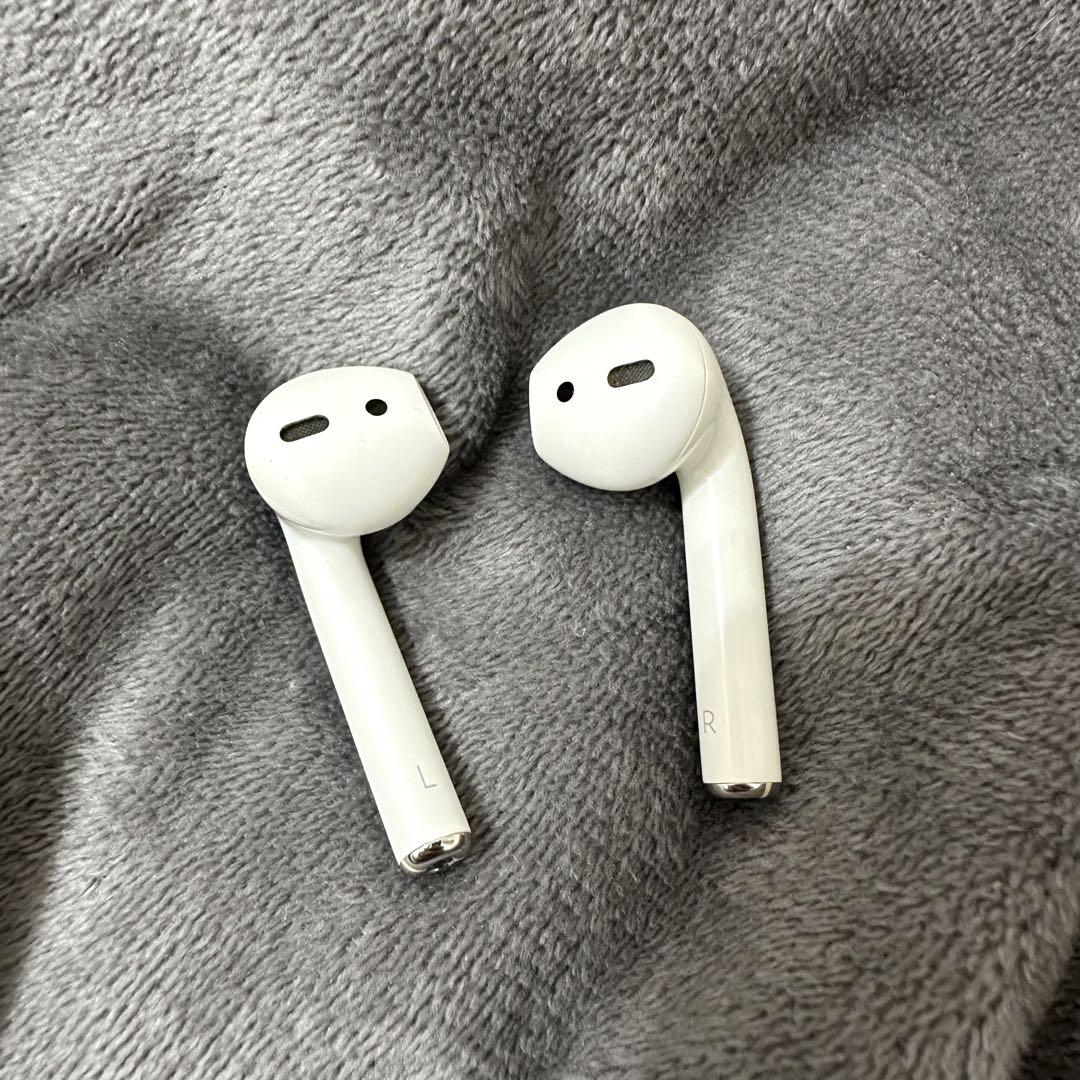 Apple国内正規品】 AirPods（第2世代）右耳 左耳 充電ケース