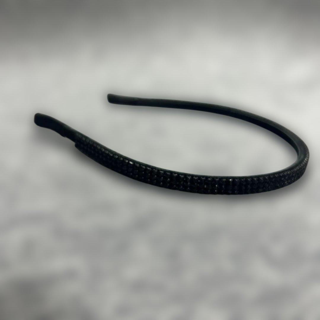 acca 黒　カチューシャ　ビジュー付きヘアバンド　美品