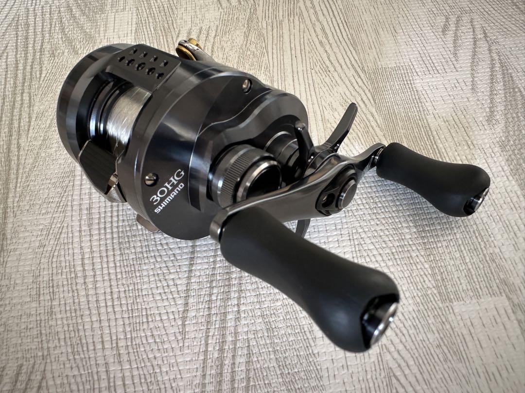 SHIMANO CALCUTTA CONQUEST 30HG - メルカリ