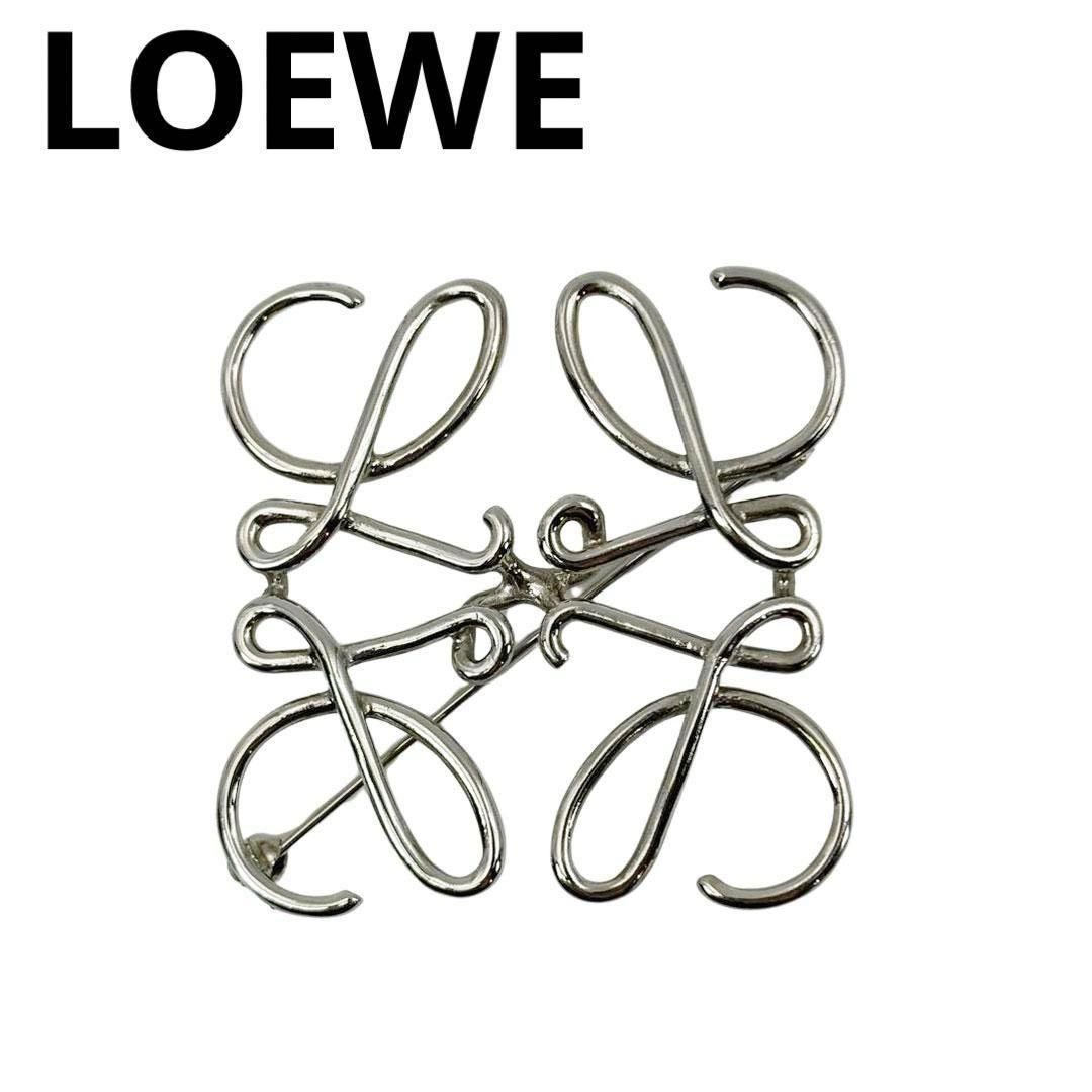 LOEWE ロエベ アナグラムブローチ メタル シルバー パラジウム 格安】LOEWE ロエベ アナグラムブローチ メタル シルバー パラジウム