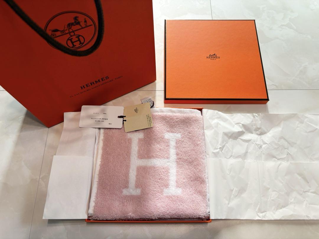 HERMES エルメス　タオルハンカチ　ハンドタオル　30㎝　コットン