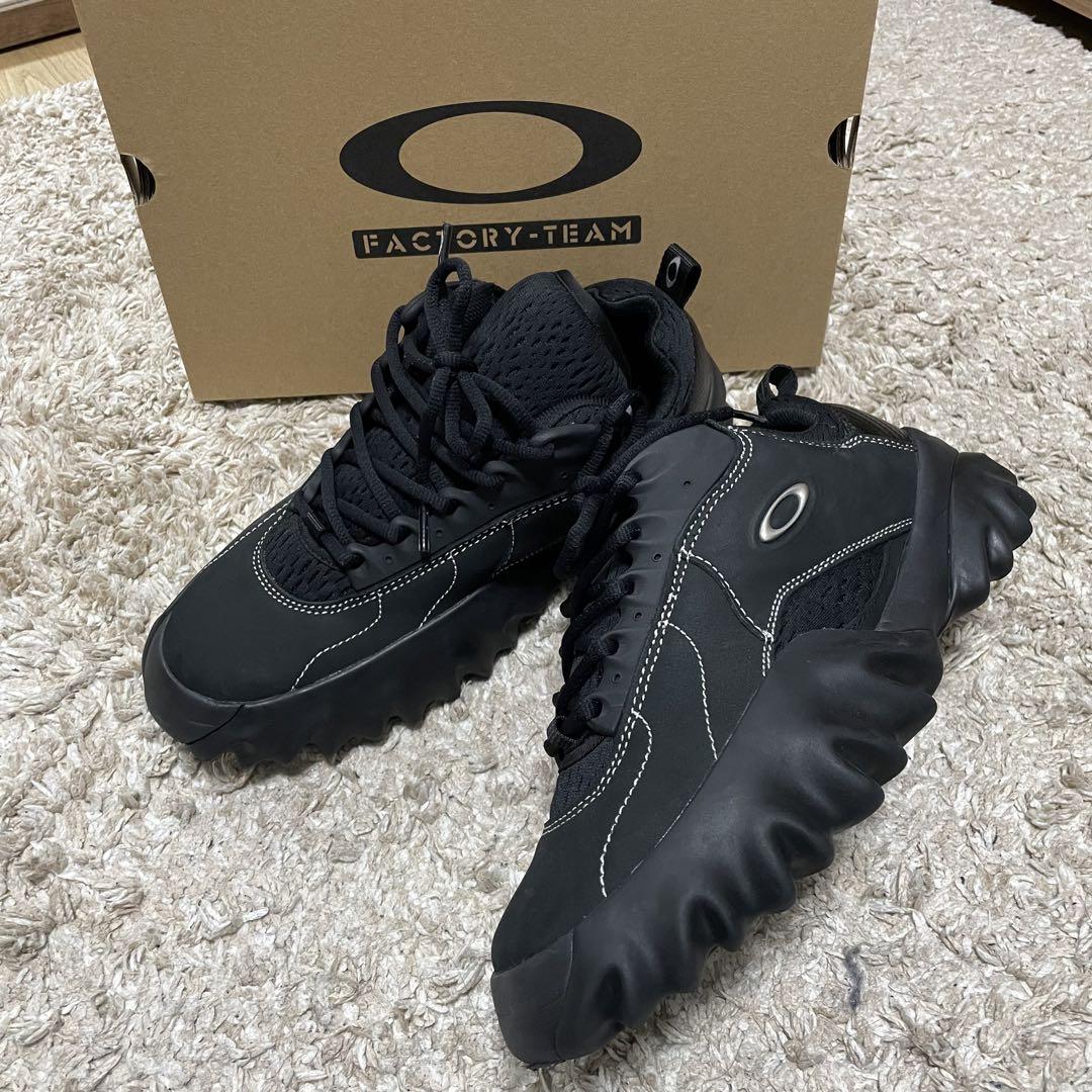 OAKLEY BRAIN DEAD NUBUCK CHOP SAW