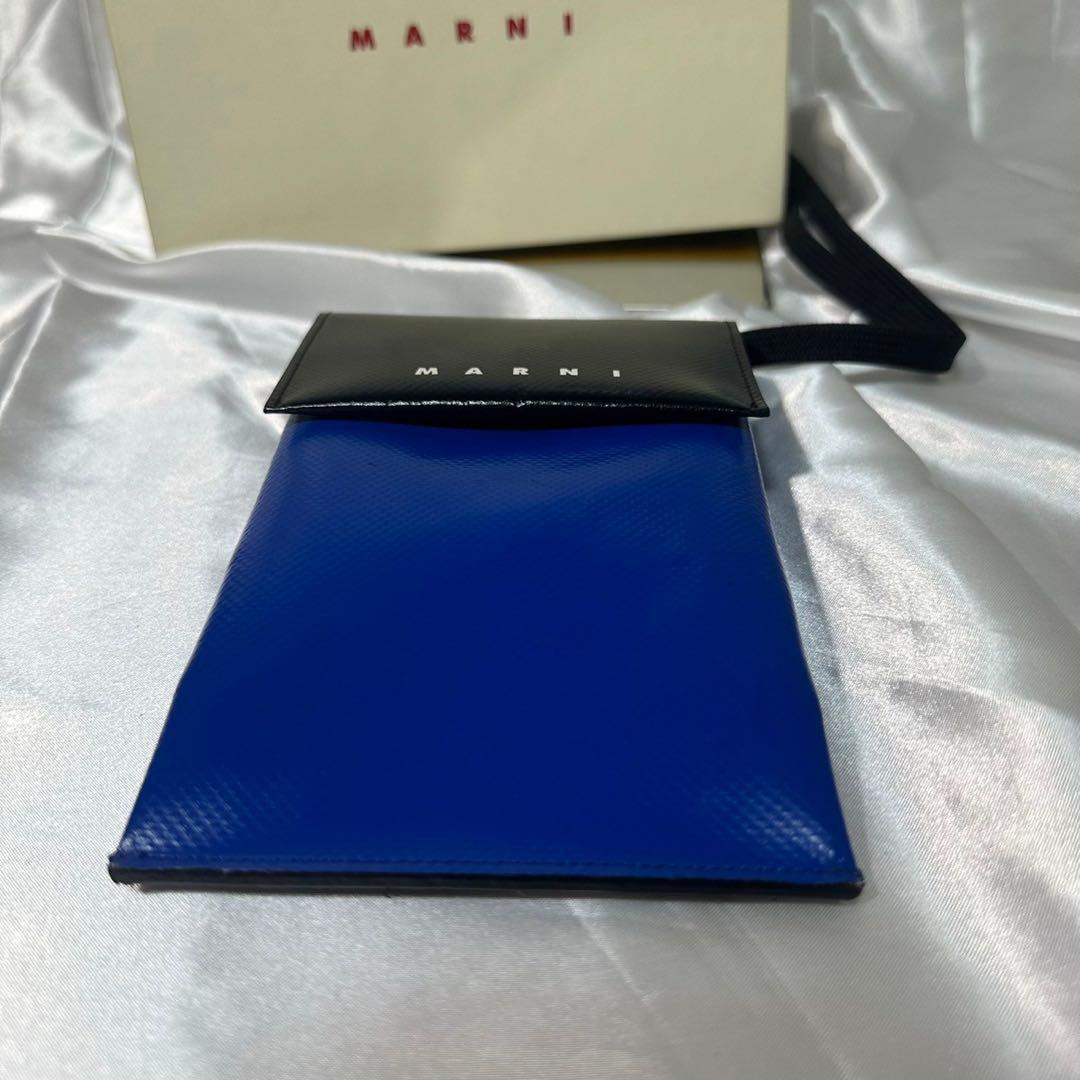 【美品】MARNI マルニ　PVC バイカラー フォンケース ネックポーチ