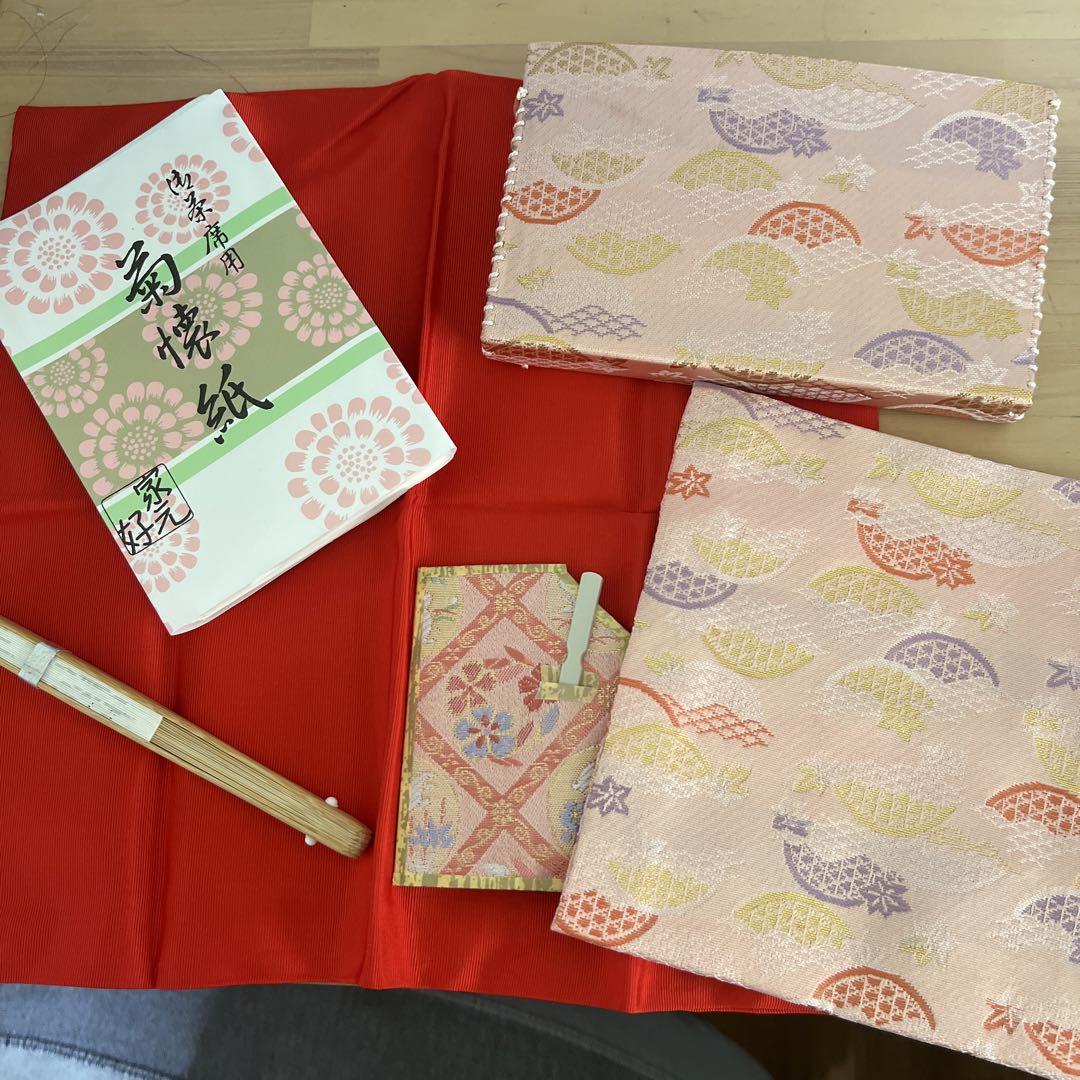 茶道セットと懐紙入れ