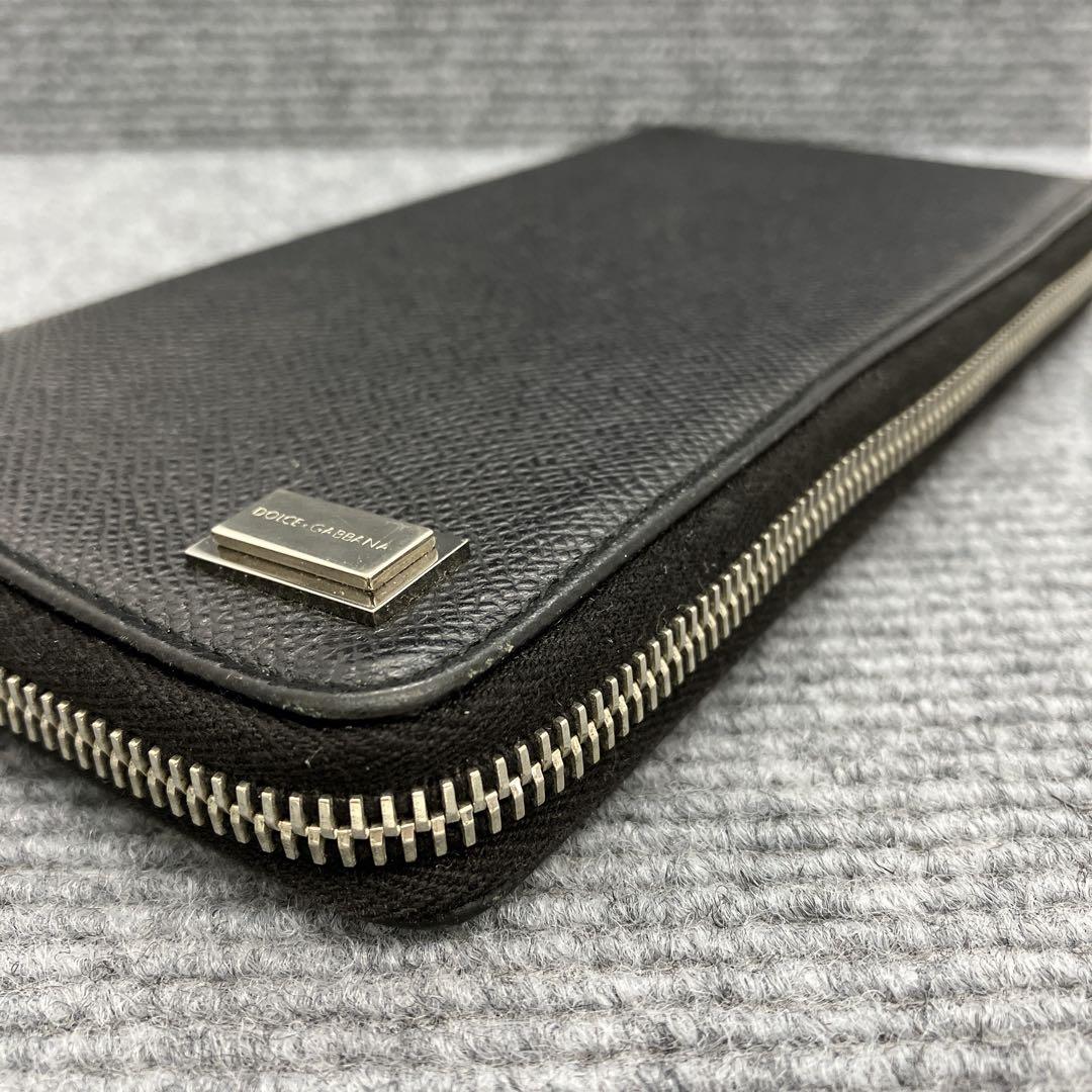 DOLCE＆GABBANA　長財布　ラウンドファスナー　ロゴプレート　140