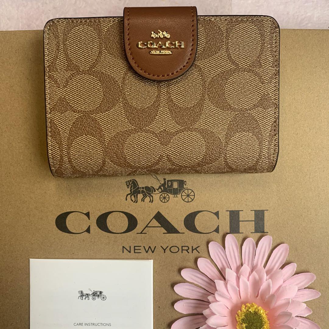 COACH コーチ　折財布　ブラウン　新品　アウトレット