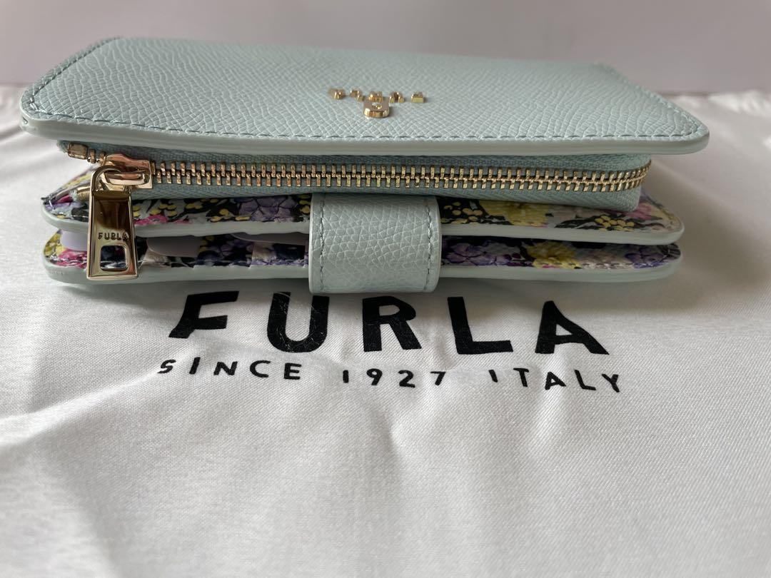 【新品】FURLA CAMELIA M コンパクト財布