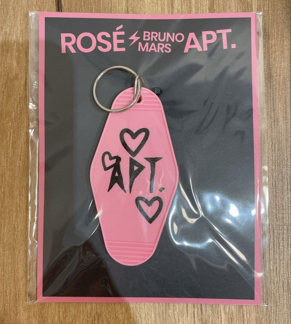 BLACKPINK ロゼ トレカ ぬいぐるみ キーリング セット BLACKPINK ロゼ グッズセット ROSIE - メルカリ