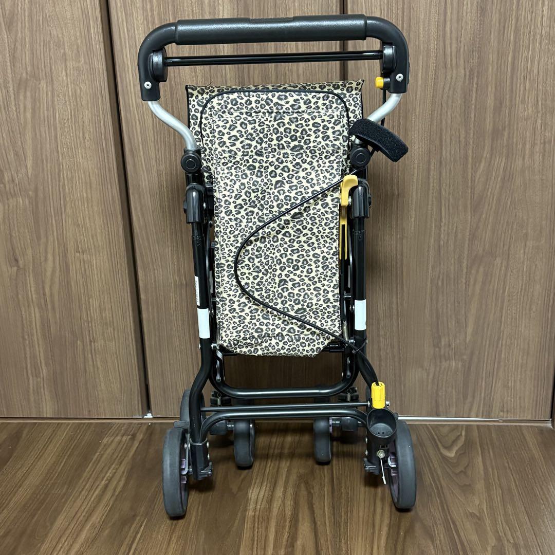 象印ベビー シルバーカー ライトステップ タイニーW 歩行器 ヒョウ柄