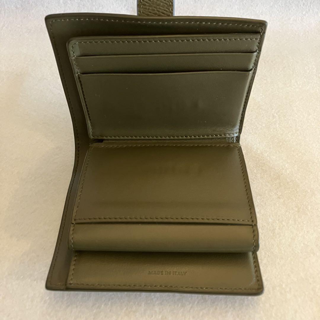 美品】セリーヌ 財布 二つ折り ミディアム スモール ストラップ