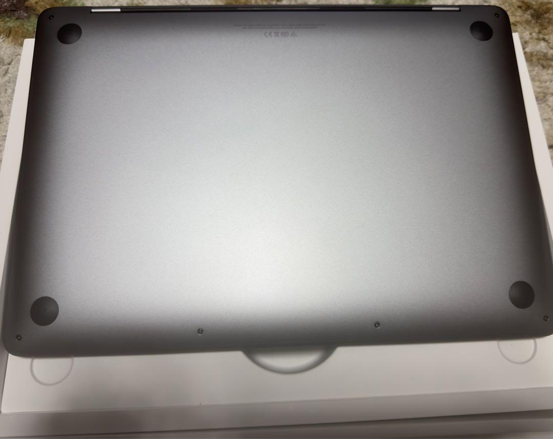 Macbook pro M1 13インチ　メモリ16GB SSD 512GB