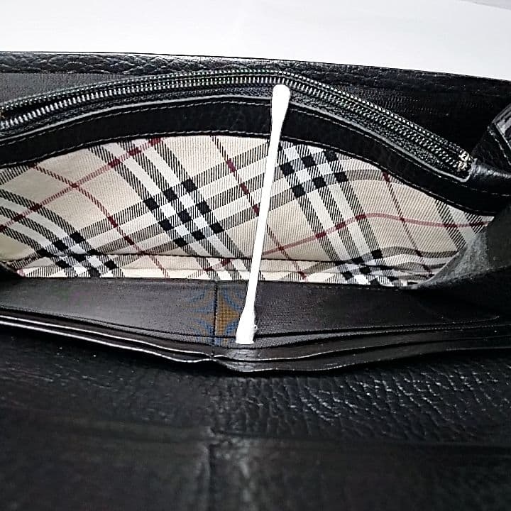 超美品　BURBERRY ブラック レザー 長財布　裏面ノバチェック