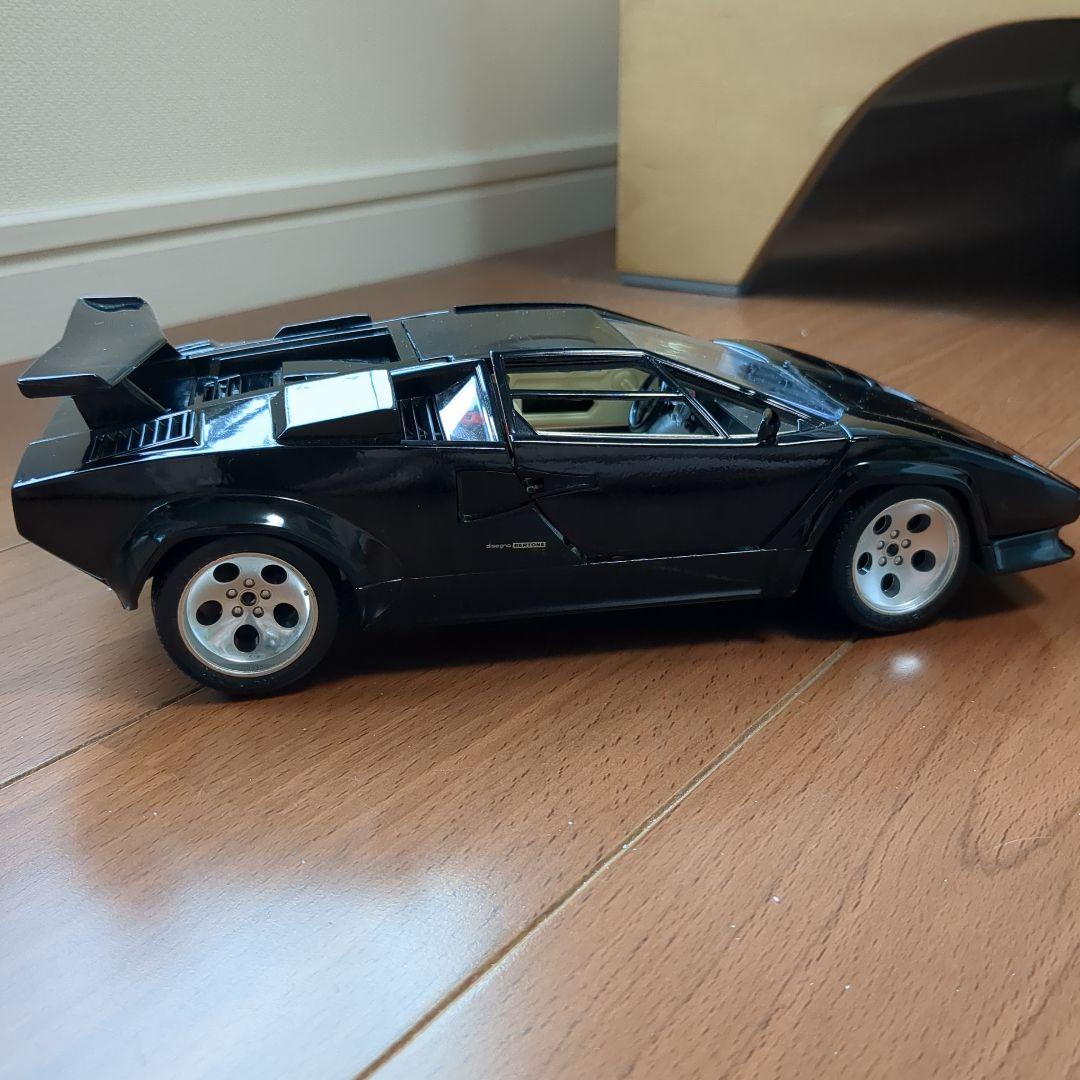 ブラーゴ ランボルギーニ カウンタック 1/18 イタリア製 美品