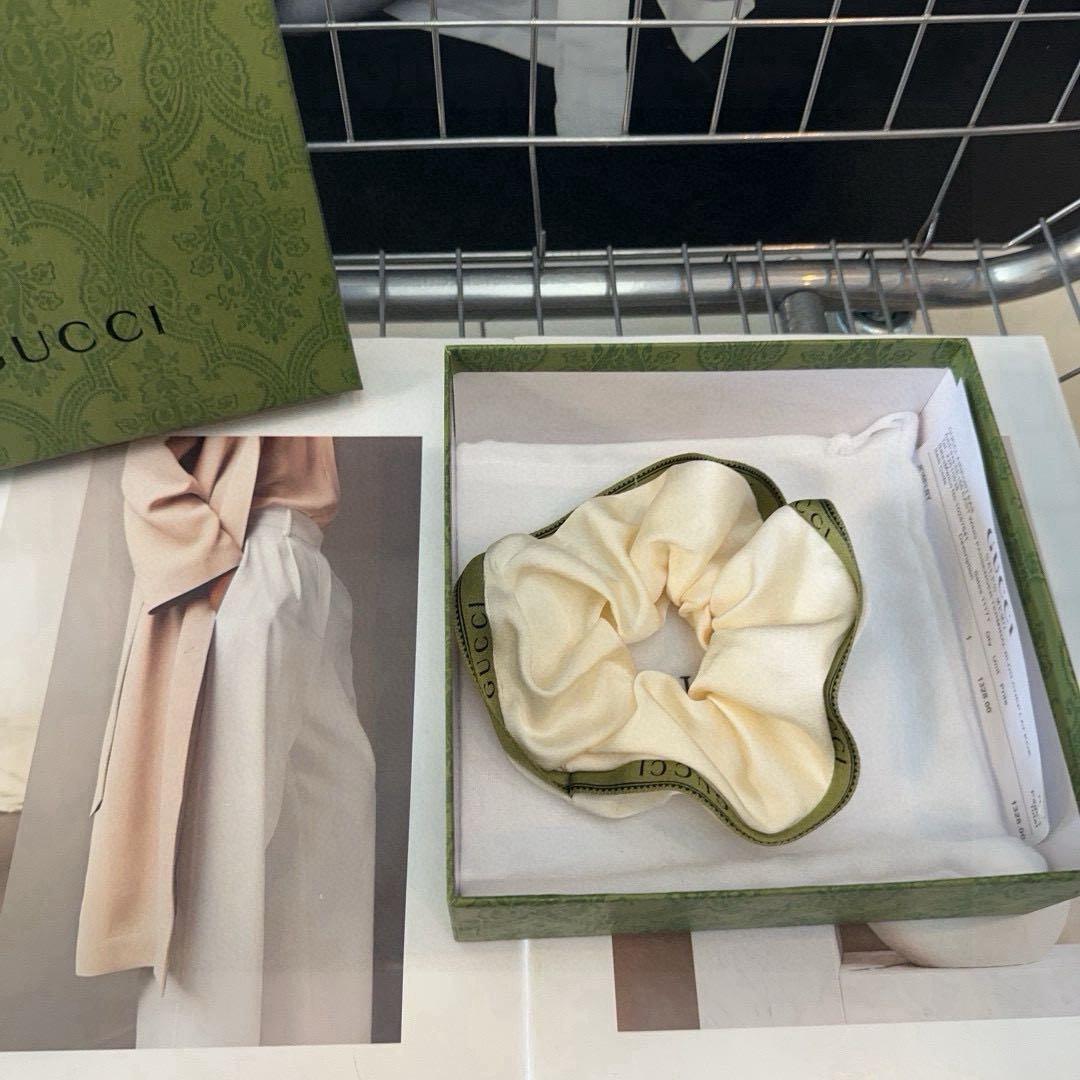 GUCCI ヘアゴム