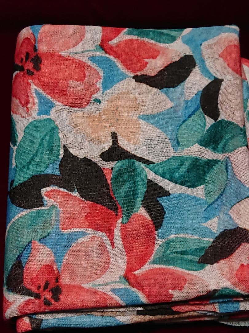 【新品未使用】フランス製・リネンライクニットプリント