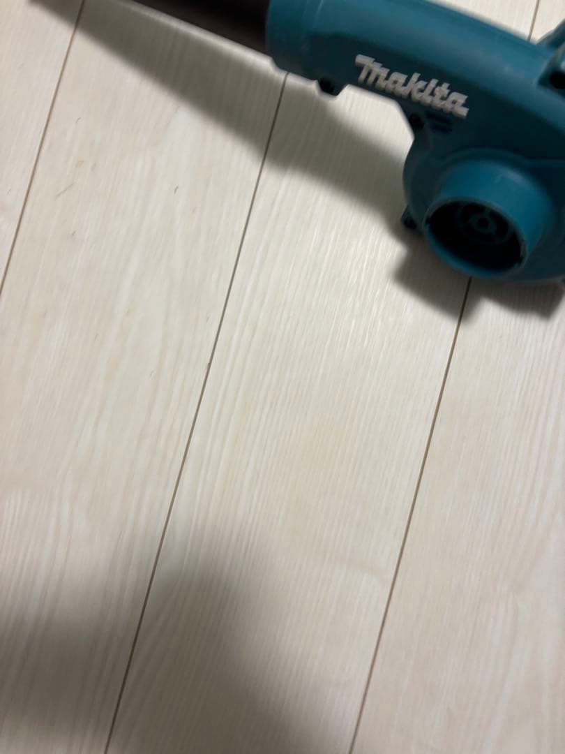 マキタ充電式ブロワーMakita
