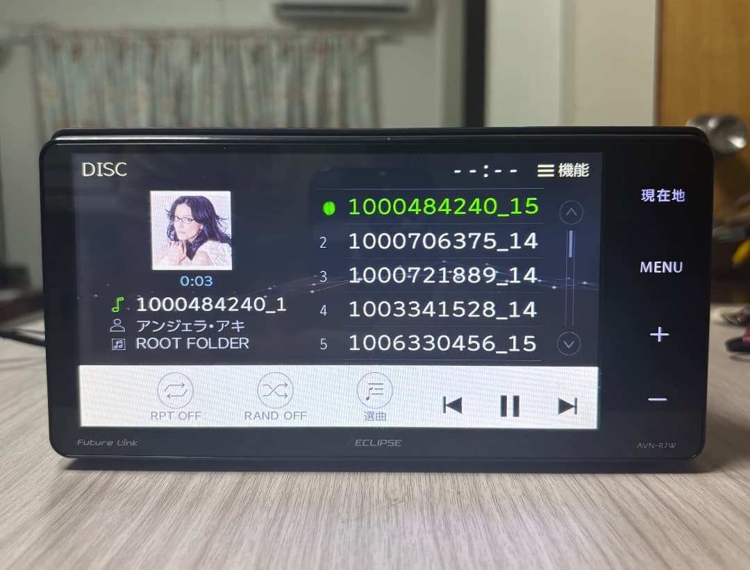 AVN-R7Wやや傷や汚れあり