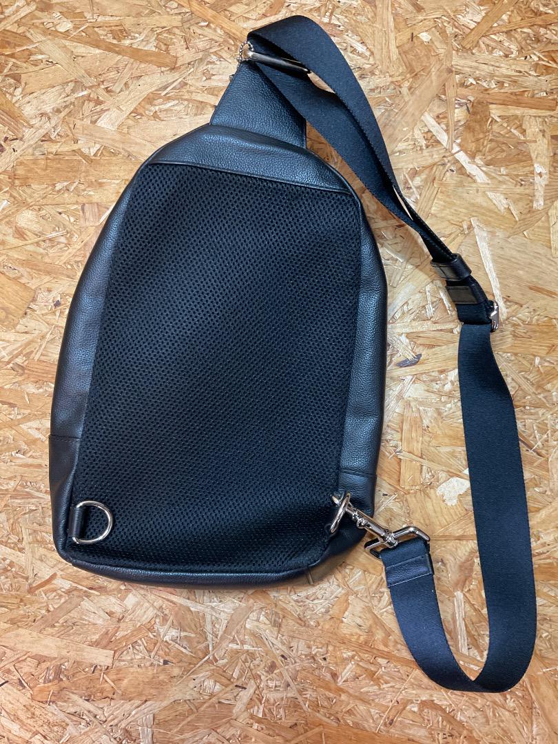 コーチ F54770 チャールズ スムースレザー スリングバッグ ボディバッグ