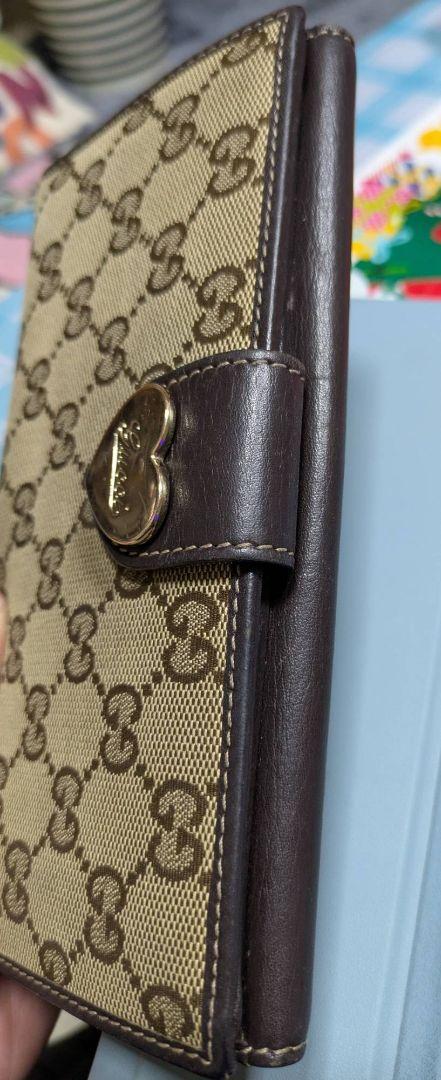 【本日のみ値下げ・早い者勝ち】GUCCIグッチ　長財布ラブリハートGG柄